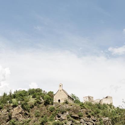 St. Stephen castle chapel