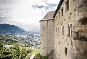 Schloss Tirol castle