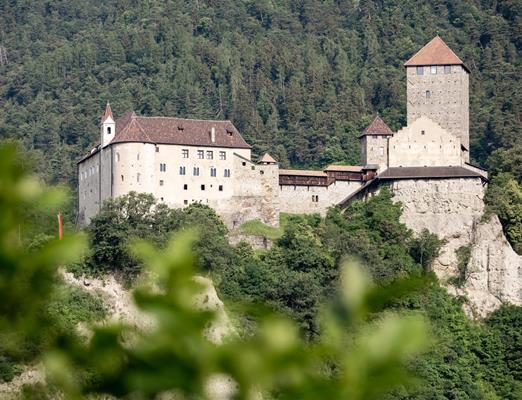 Schloss Tirol castle